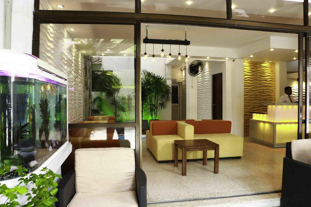 Hotel Sunshine Colombo Exterior foto